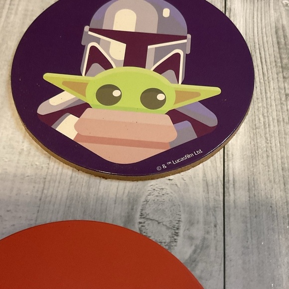 Star Wars Coaster Set  Baby Yoda and Mandalorian - Picture 4 of 6
